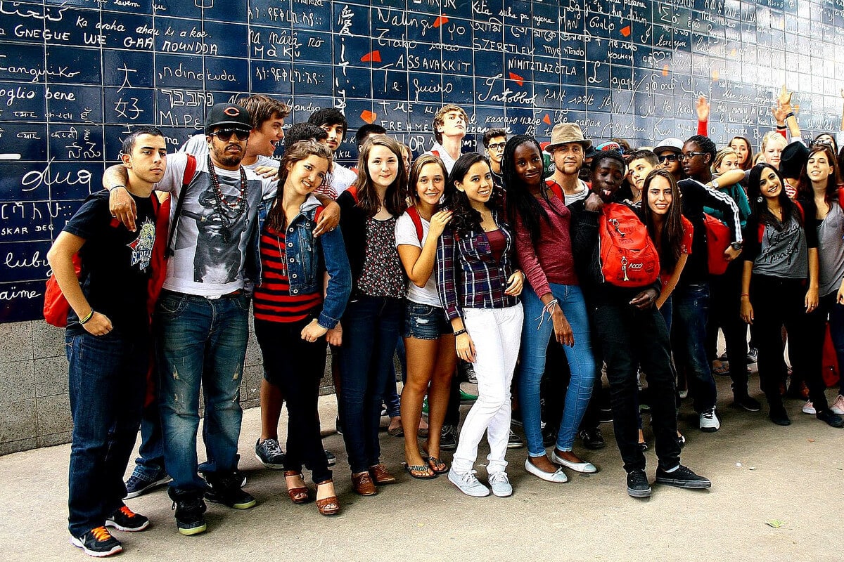 Students (9)