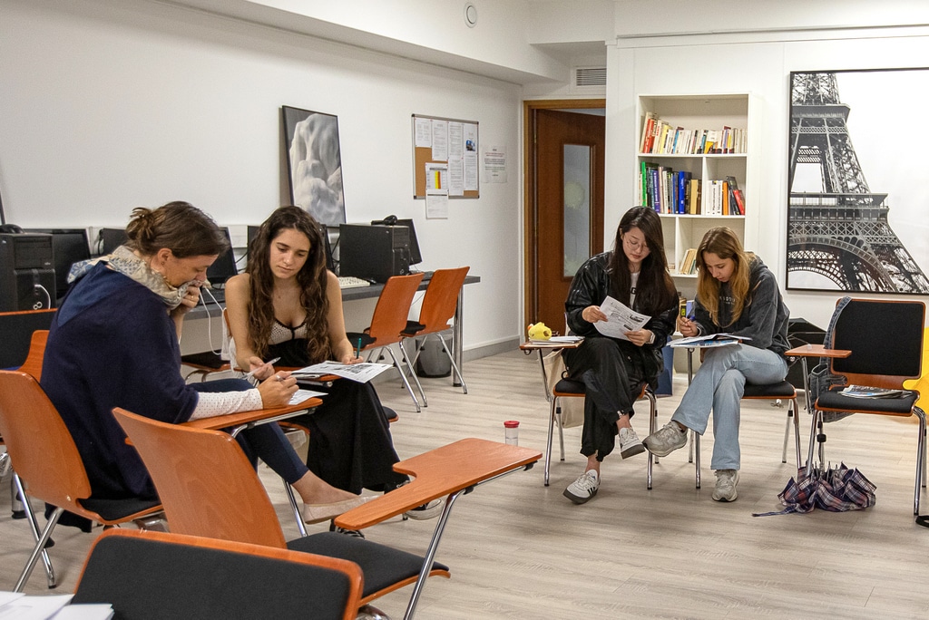 School language stays in France, in Paris