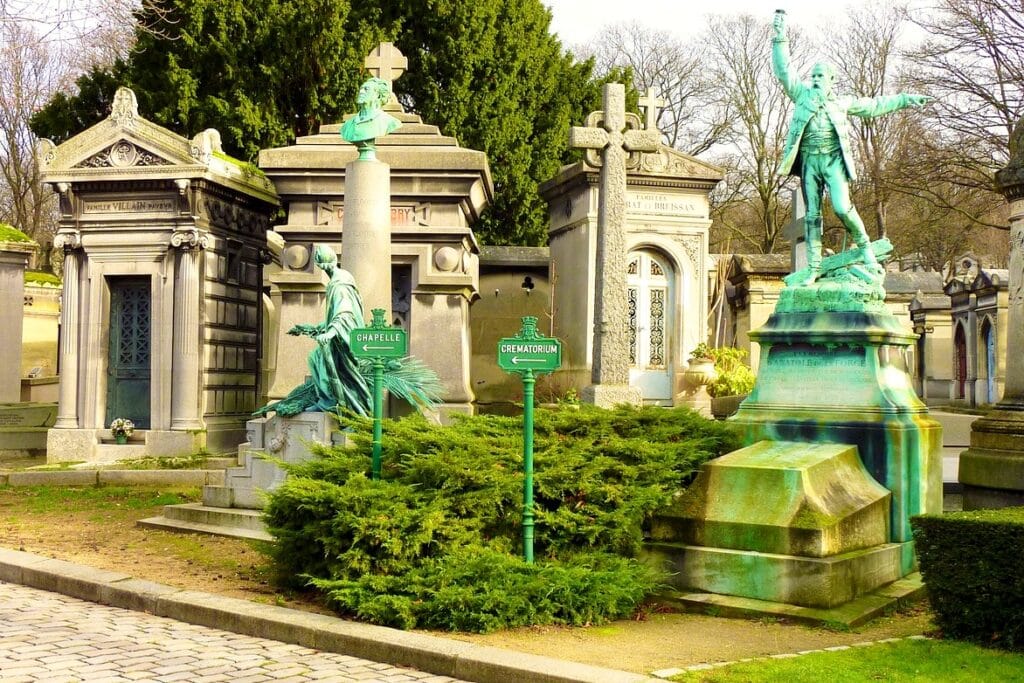 Père Lachaise Cemetery