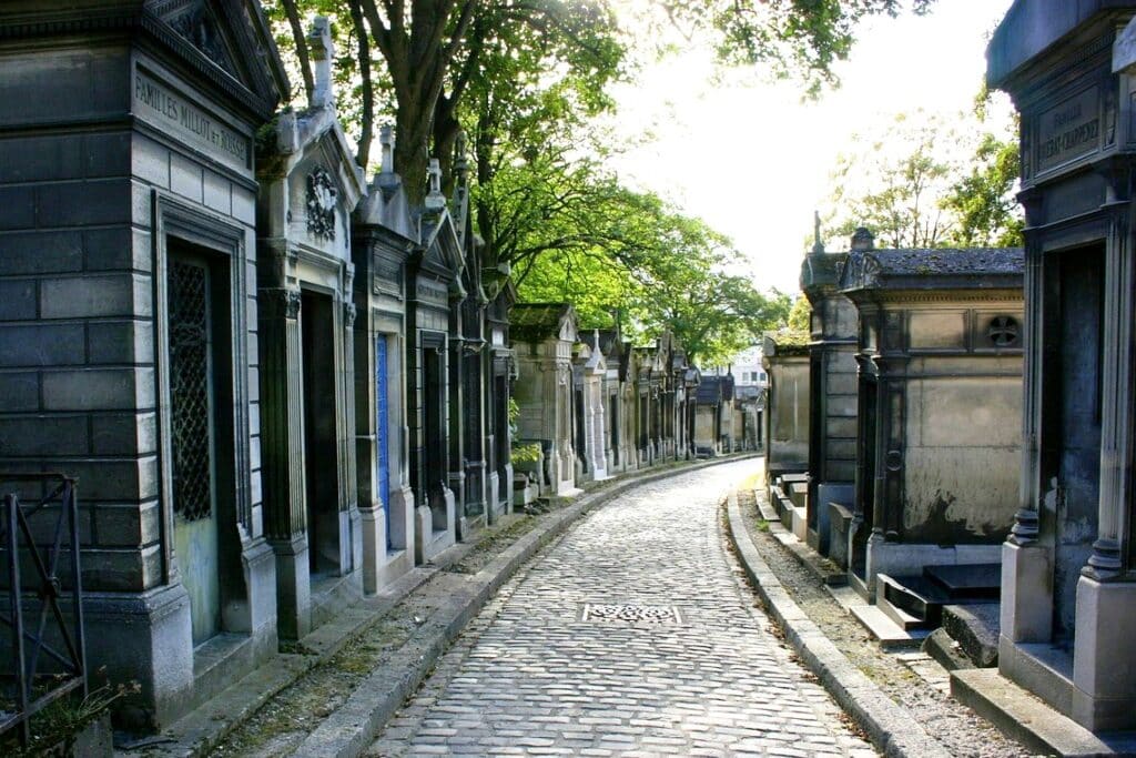 Père Lachaise Cemetery