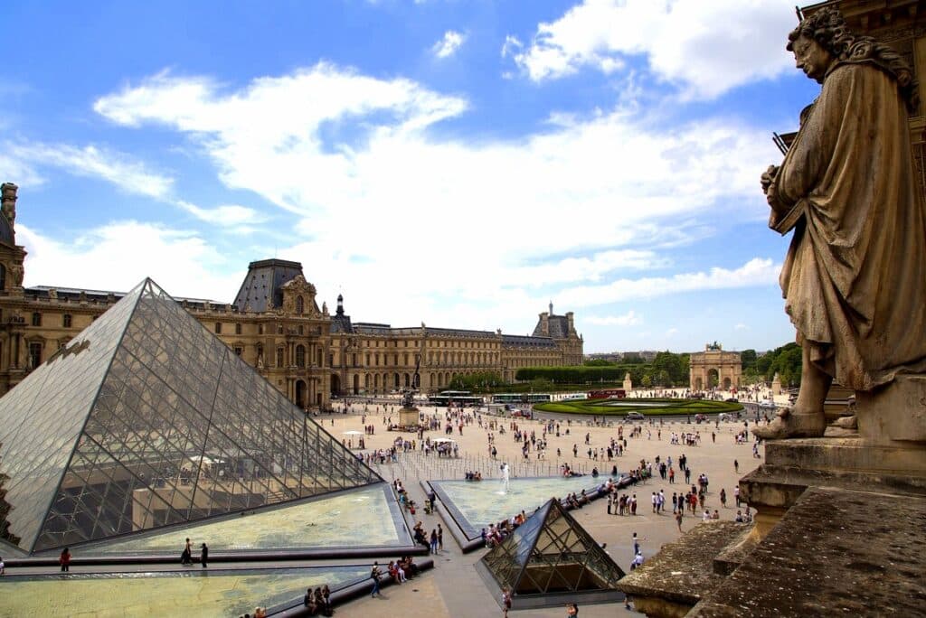 Introducing… the Louvre Museum