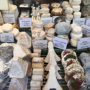 lifewithart-paris-photo by lifewithart La France, le pays des fromages - Le fromage et les Français